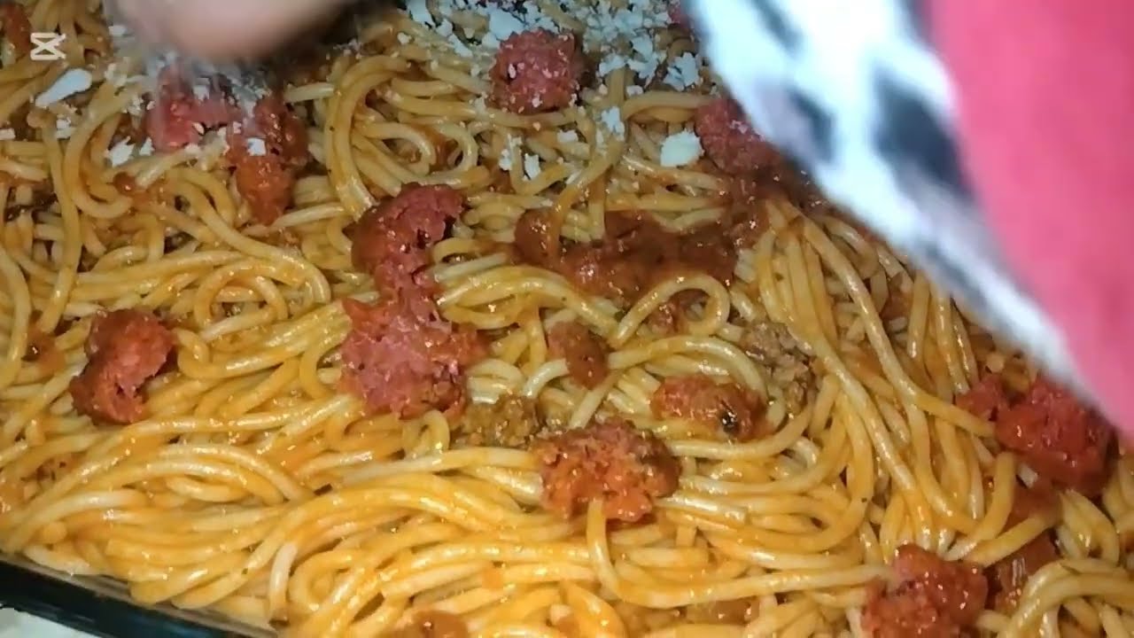 دجاج محمر سباكيتي بالكبسه