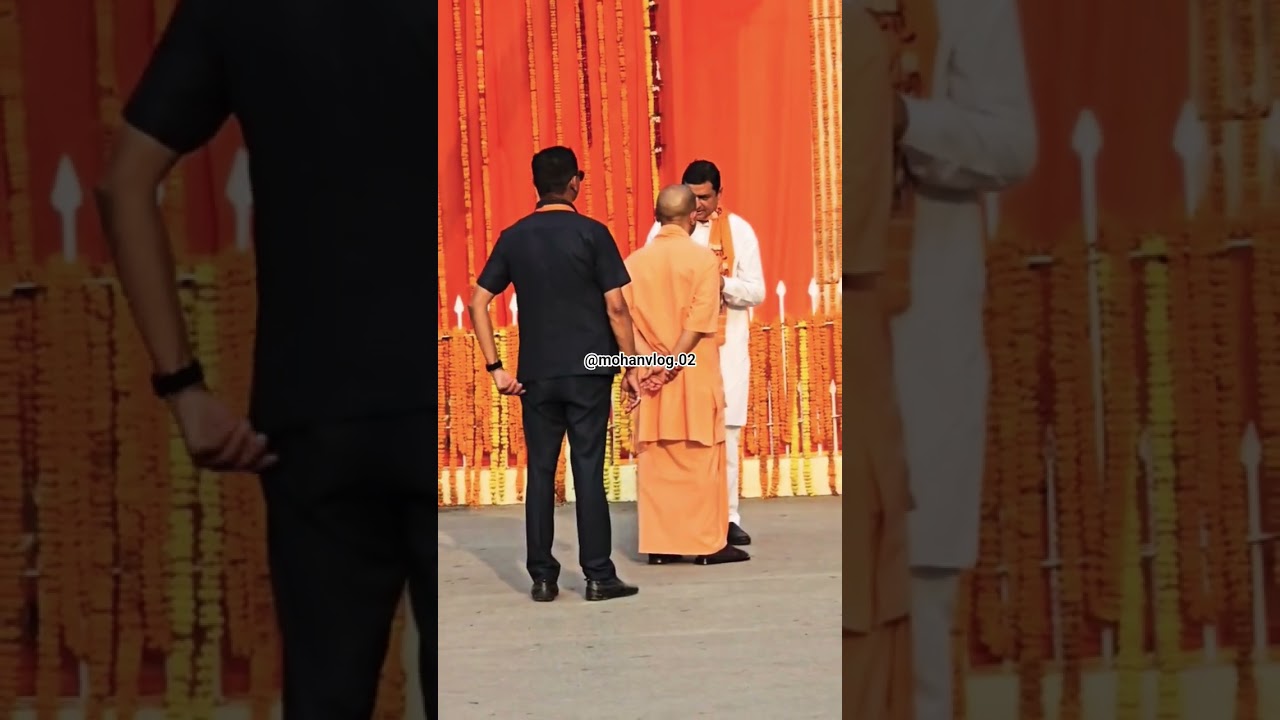 PM Narendra Modi ji entry 🇮🇳 CM Yogi Adityanath ji 🚩🇮🇳#shorts #trending #viral #video #ytshorts #yt