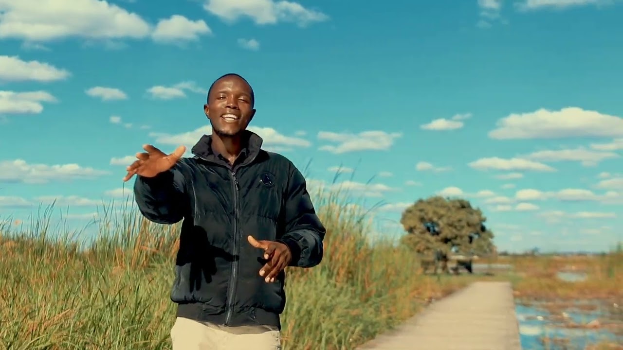 Ye Mwine  -    GIFT NOSIKU FT CYRUS MUUYA ( OFFICIAL VIDEO )