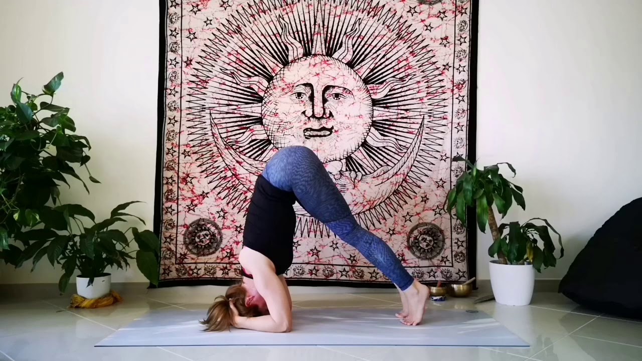 How to do a Yoga Headstand