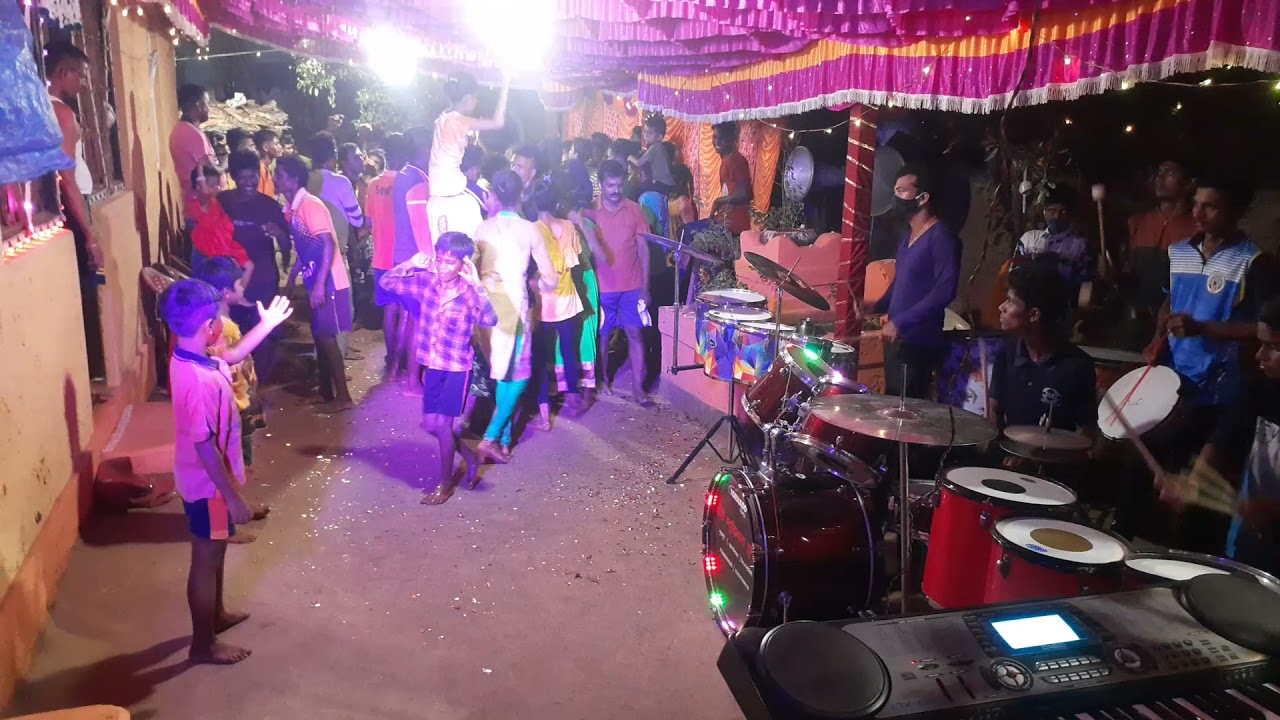 Gauri musical group tulsunde  (Rajapur)  AT haldi show dhaulvalli    call  7588809025