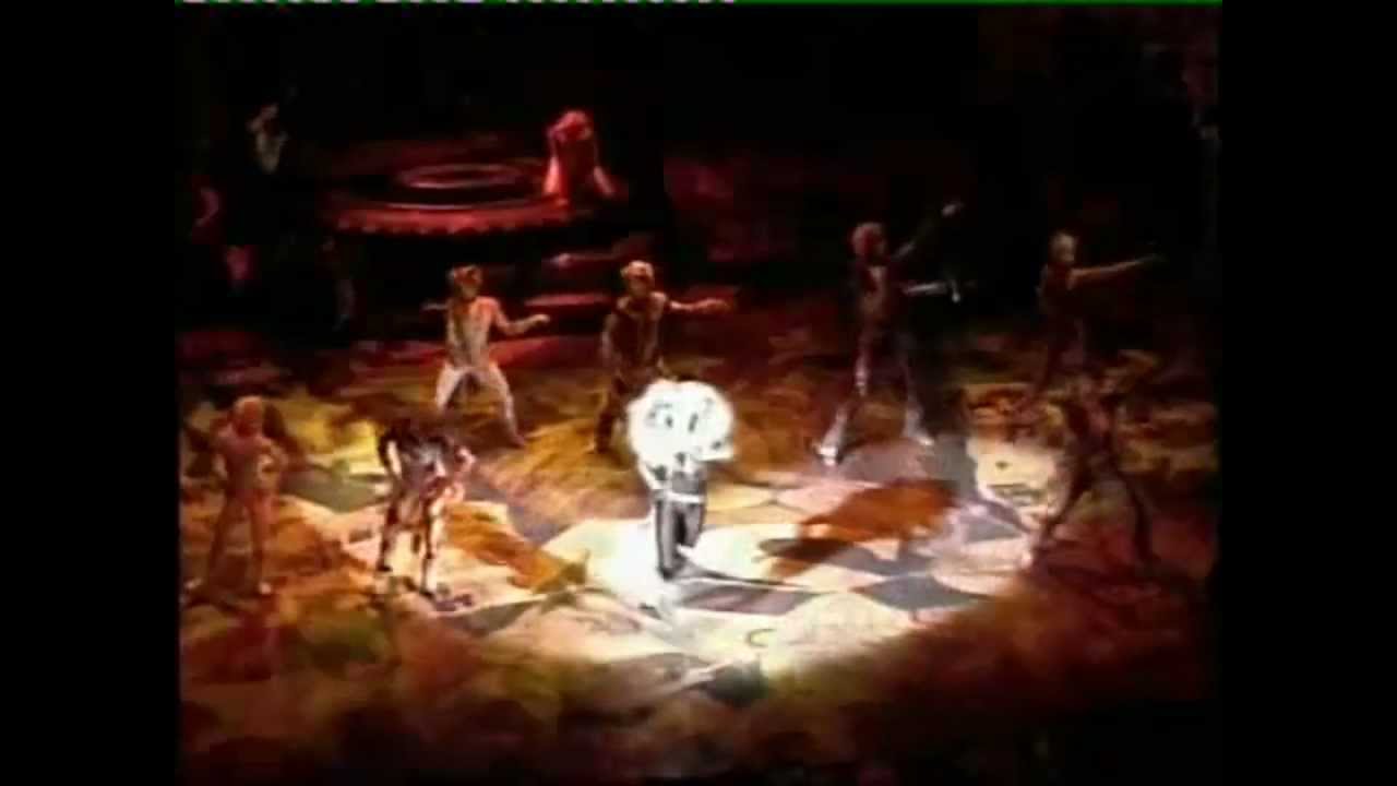 Cats Multilangue mix: The rum rum Tugger
