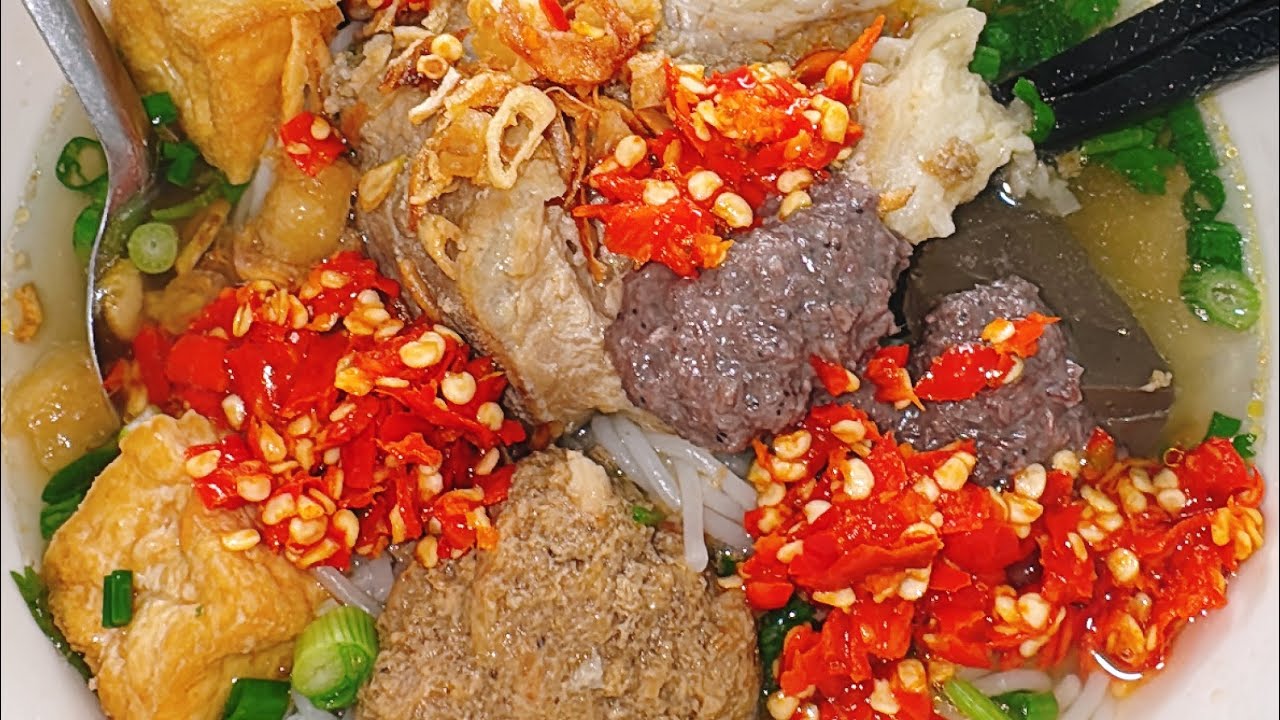 Bún riêu e mời #food #mukbang #tamtruong #vũngtàu 