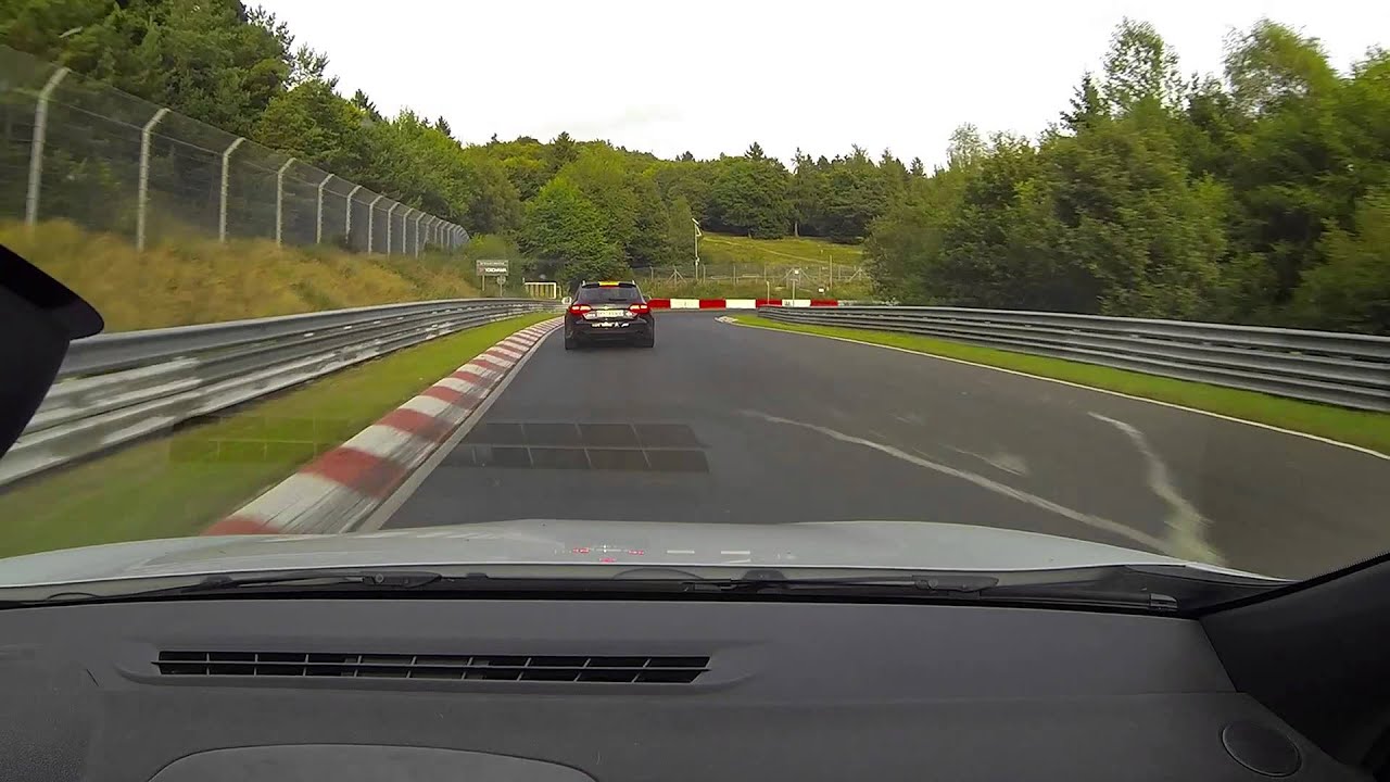 Megane RS + new Audi RS4 2013 Ring Taxi von Scherer   Nürburgring Nordschleife BTG