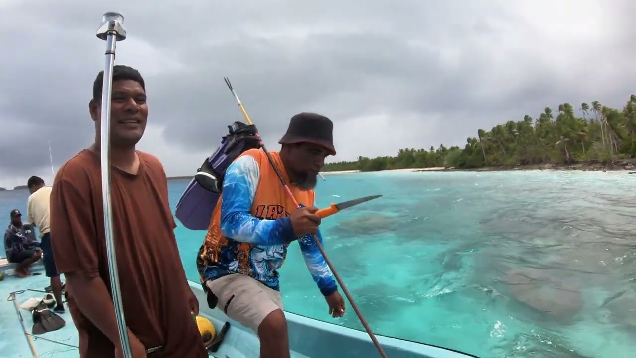Clam Hunting Lae Atoll