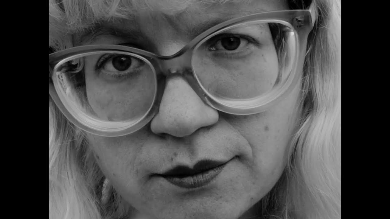 Mary Ocher - Love Is Not a Place (feat. Your Government)