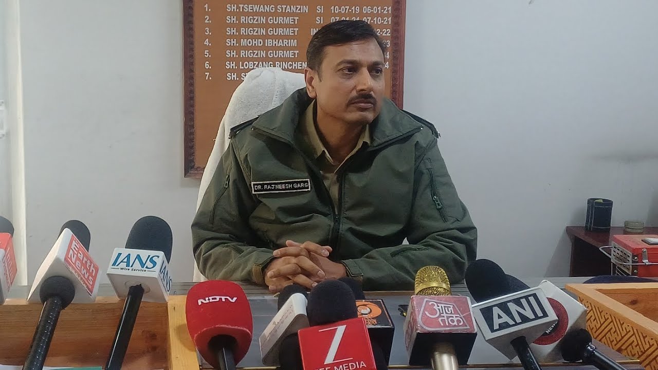Unidentified female body found in charred condition near Gangles petrol pump, investigation on