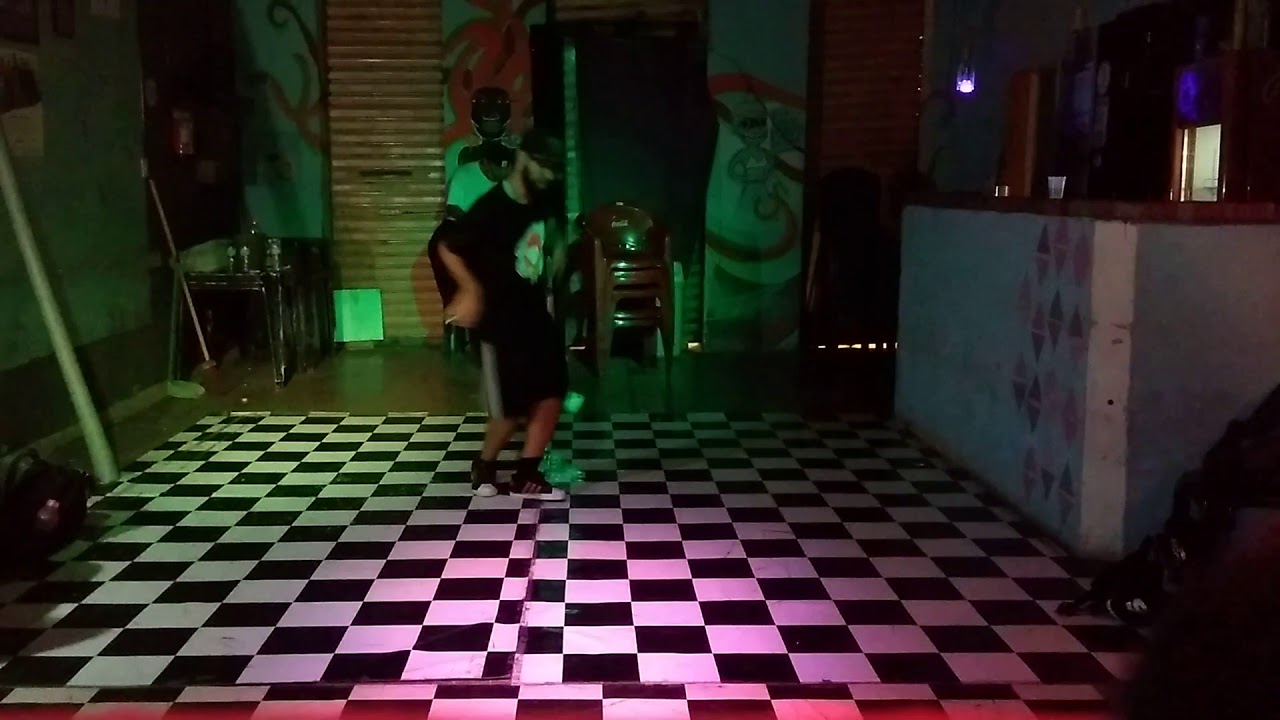 SOUL KNEE / IORDZ / HOUSE DANCE FREESTYLE