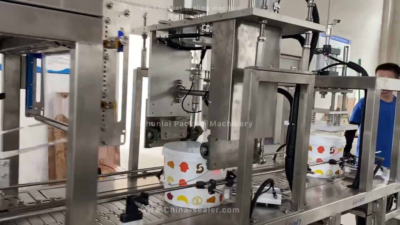 Plastic bucket roll film heat sealing plastic lid closing machine