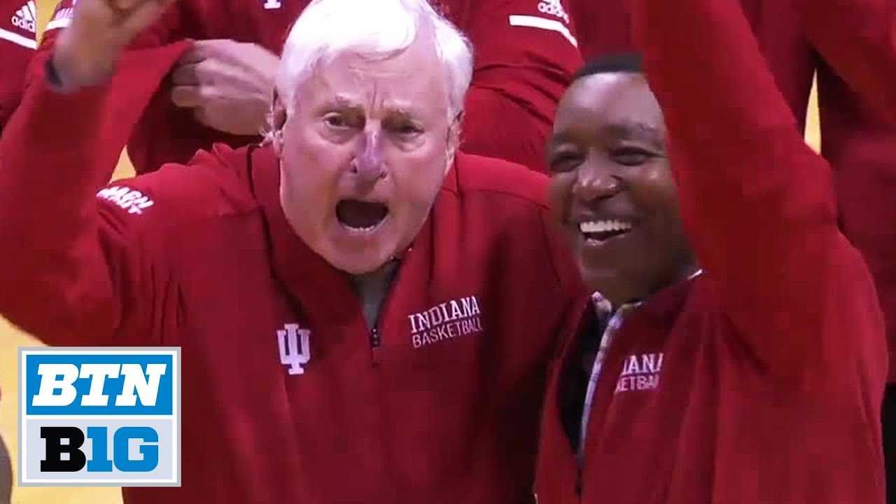 Боб Найт возвращается в зал собраний | Indiana Hoosiers | B1G Basketball