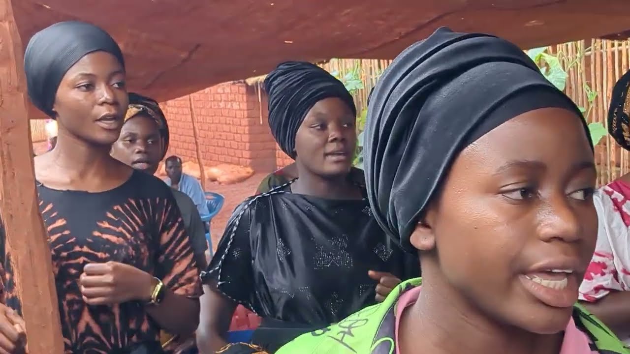 Wimbo wa kwanza BETHEL msiba wa Mwijili ALIMASI LULACA DONATHIEN Kambini nyarugusu 