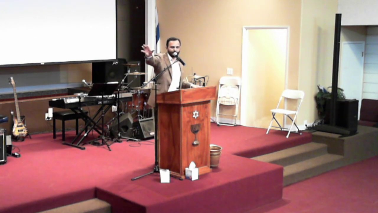 Cosas que nos detiene de buscar y servir a Dios - Pastor Efraim Valverde III