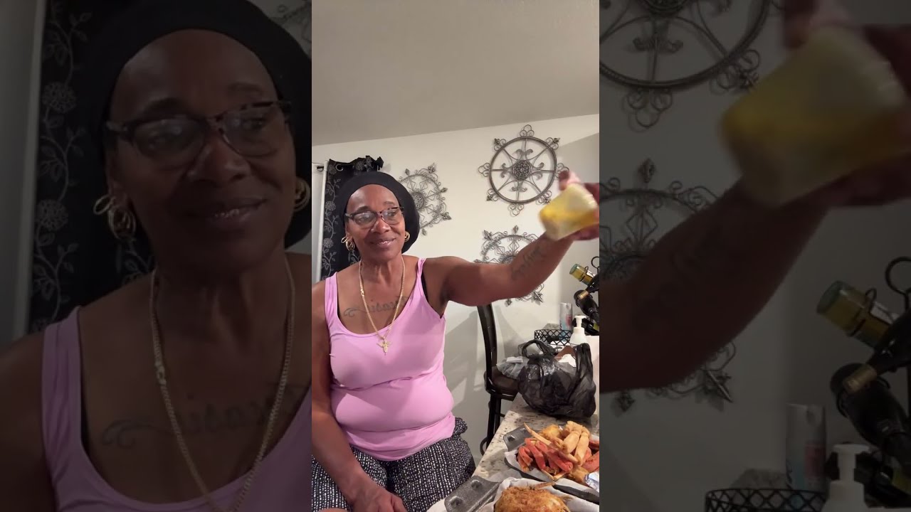 RASTA QUEEN $treasie1 is live!