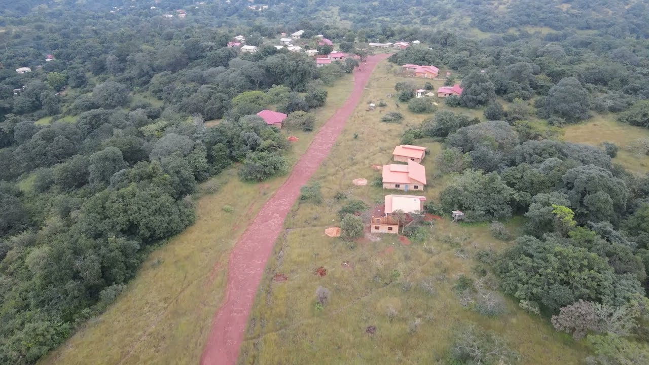 [Guinée] Fouta Djallon/Pita - Le village de Yengué vue du ciel
