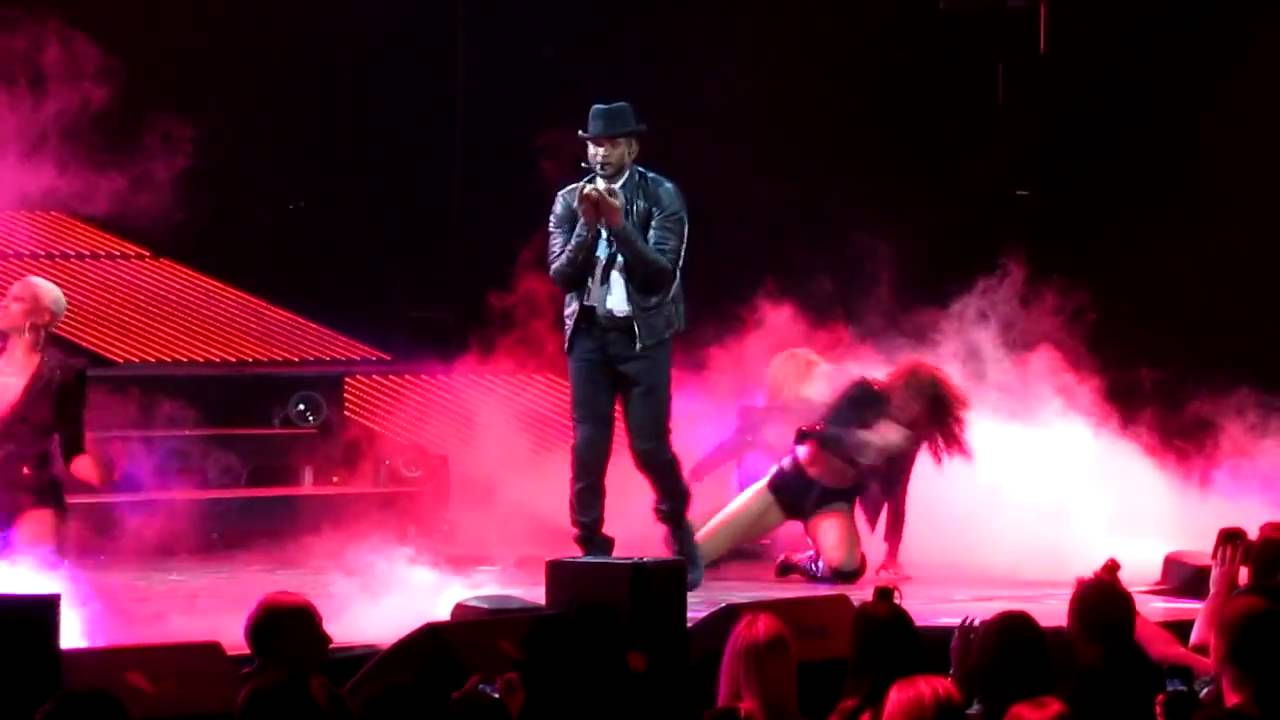 Usher Concert LIVE 2011 - OMG (Oh My Gosh) - Bank Atlantic Center