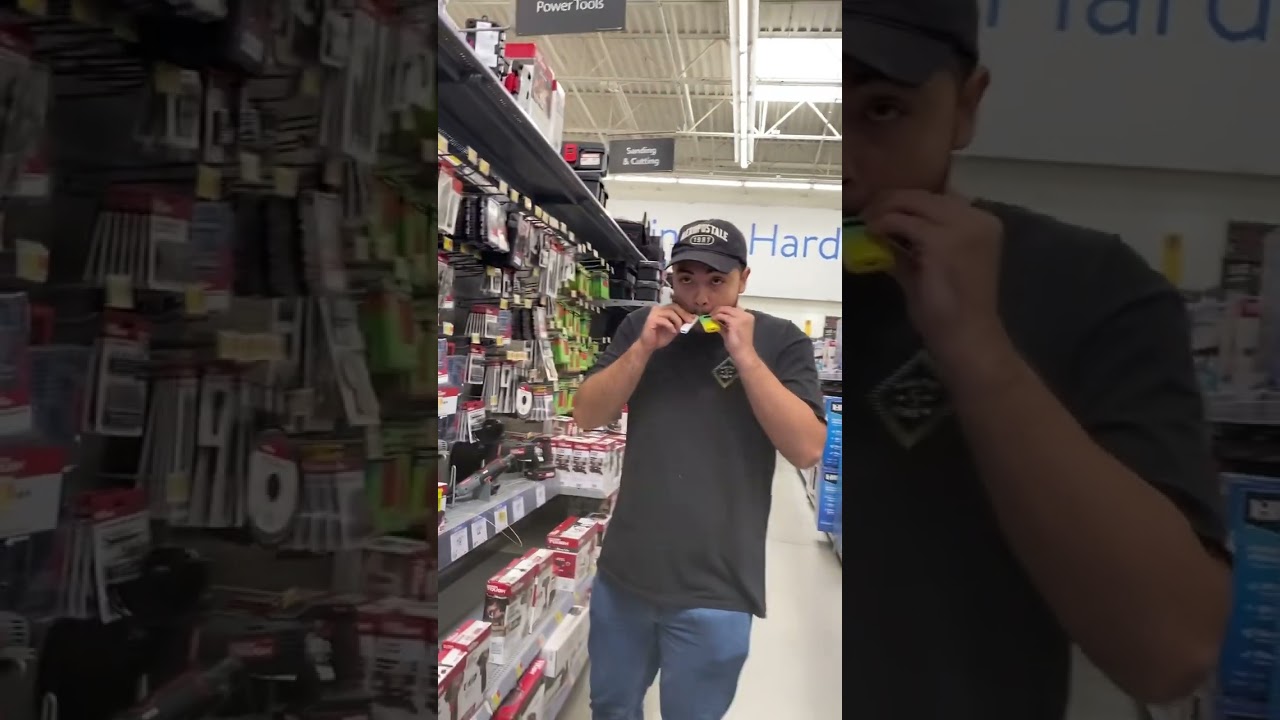 Watch the smoke come out of his ears 🤣🤣🍃🌴🔥 #shorts #funny #viralvideo #youtubeshorts  #fyp#smoke