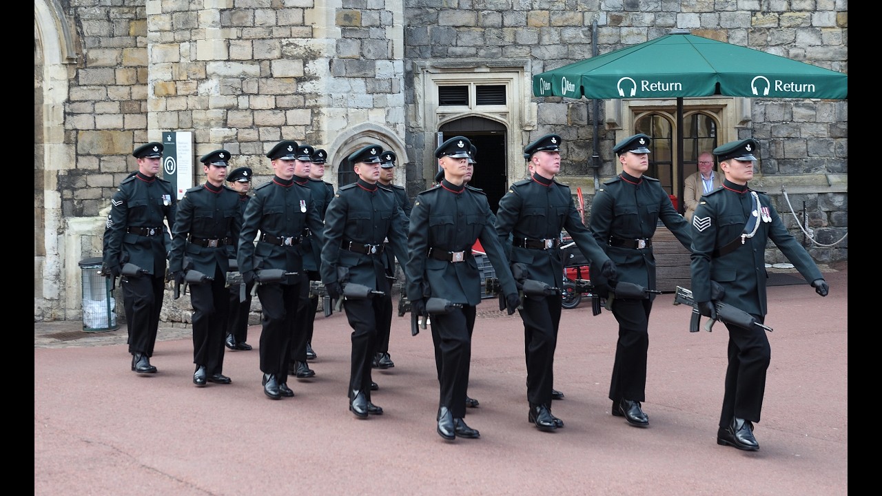 The Rifles mount guard at Windsor Castle, 1 June 2018, marching at 140 paces a minute.