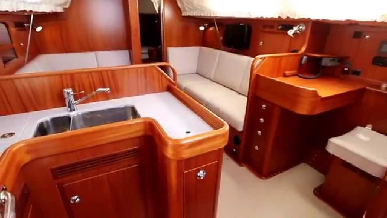 Hallberg-Rassy 372 (2010)