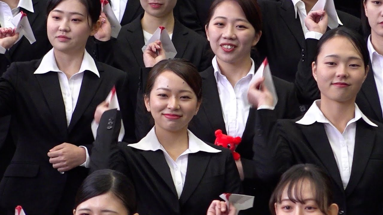 期待の若手、社会に船出 　ＪＡＬ入社式