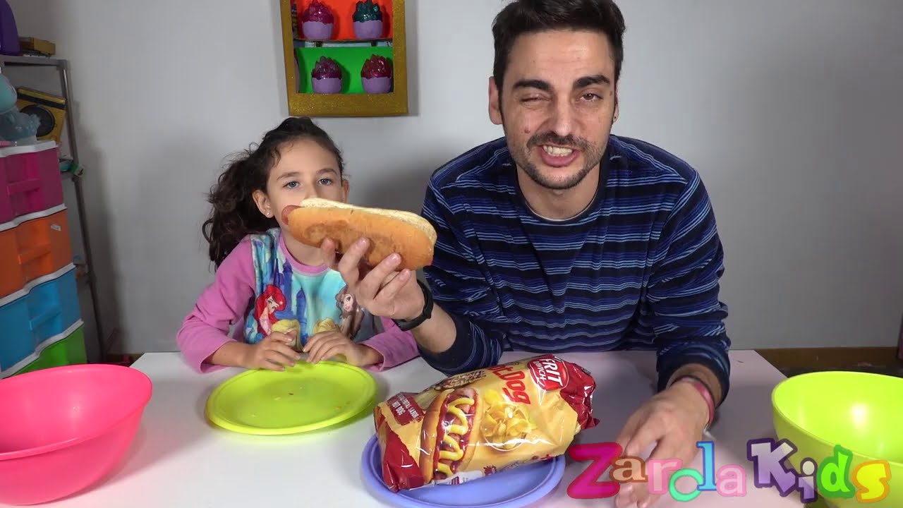 GOMINOLAS VS REALIDAD!!  challenge comida real vs chuches zarolakids