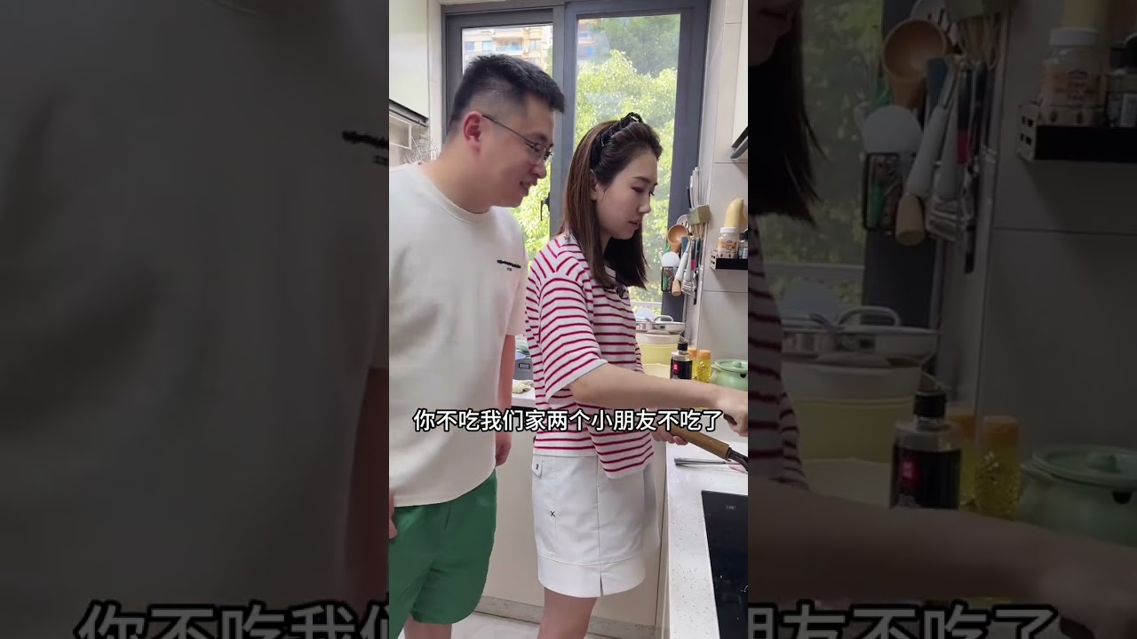 前一天晚上说好吃完晚饭贝爸和我带俩个小朋友一起去朋友小区泳池游泳，结果变成了我一拖二，果然还是钓鱼的魅力大！晚上烧一碗很久没有做的红烧肉，汤汁拌饭真的太鲜了，俩个小朋友吃了满满一大碗饭！晚上三个小时