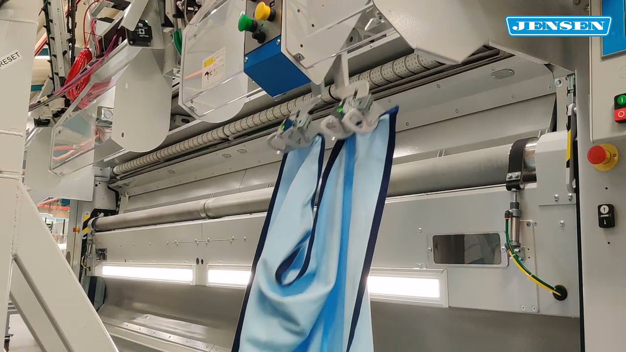 KliQ Feeder - Let’s Make A “Blanket” Statement… For All Sorts Of Blankets