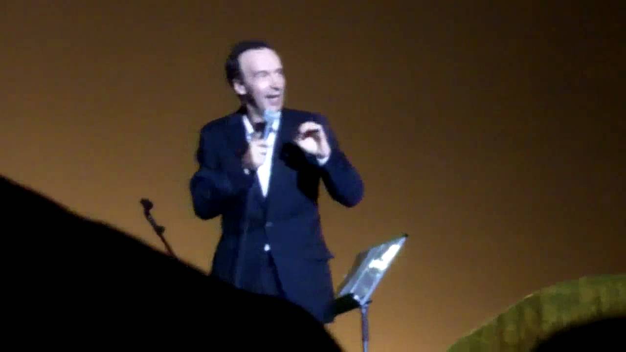 Roberto Benigni a Bolgheri (LI) - Bossi il mediatore, Berlusconi il trombatore! - 31 luglio 2010