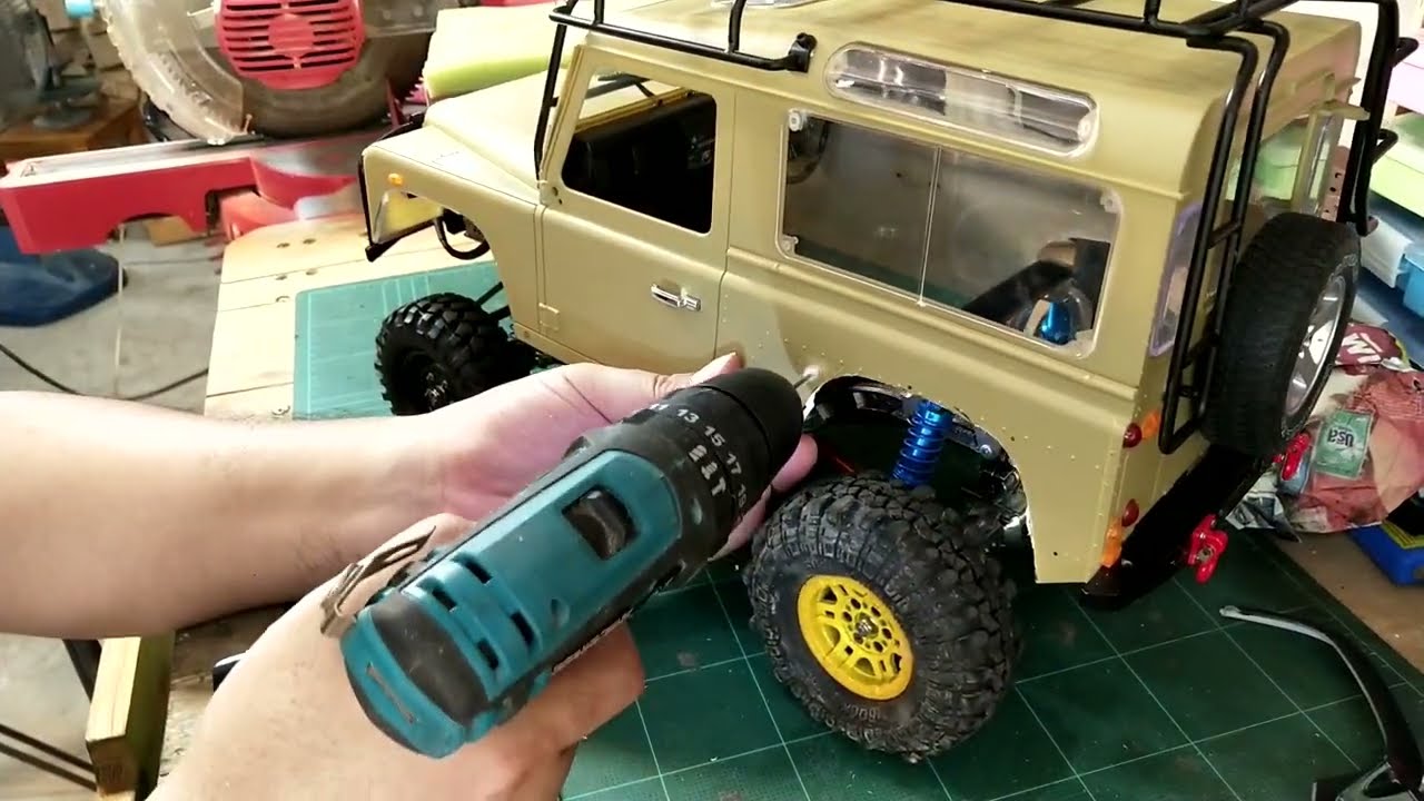 RC Scale EP 21 D90 BODY เดี๋ยวทำ เดี๋ยวเปลี่ยน เฮ้อ...เมื่อไหร่จะเสร็จเนี่ย!!