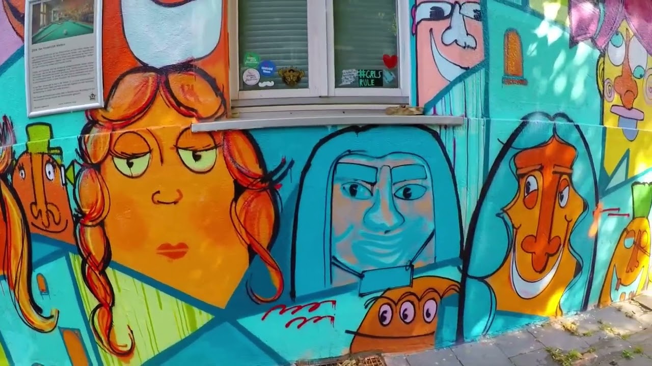 D&uuml;sseldorf. Kiefernstra&szlig;e. Street Art.