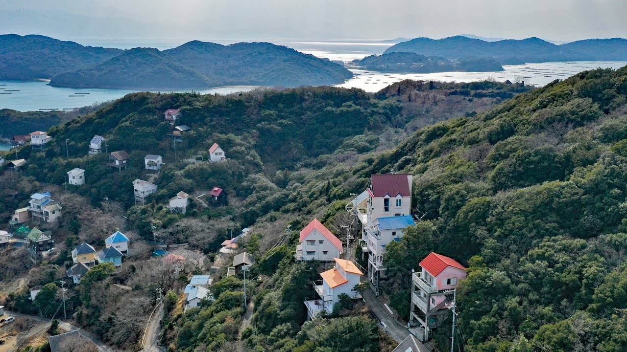 【備前市日生町鴻島】高台から海を望む絶景の家・コンディションも良好で使い勝手の良い間取り！