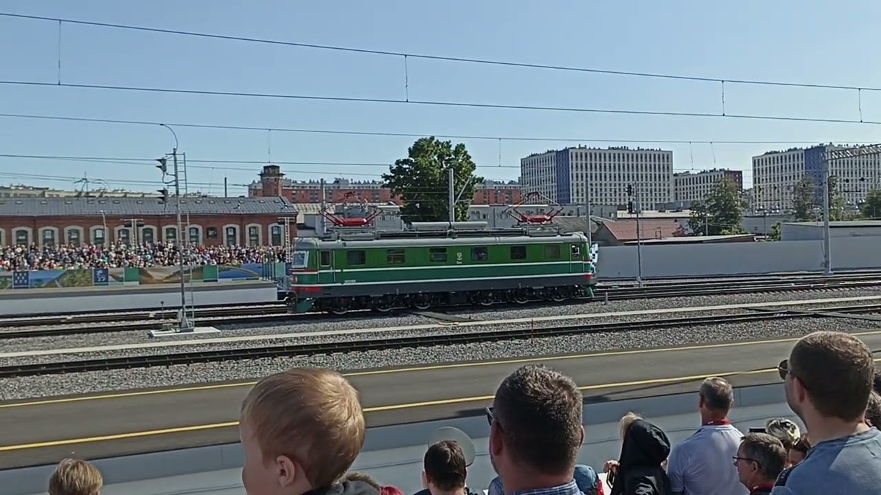 электровоз чс2