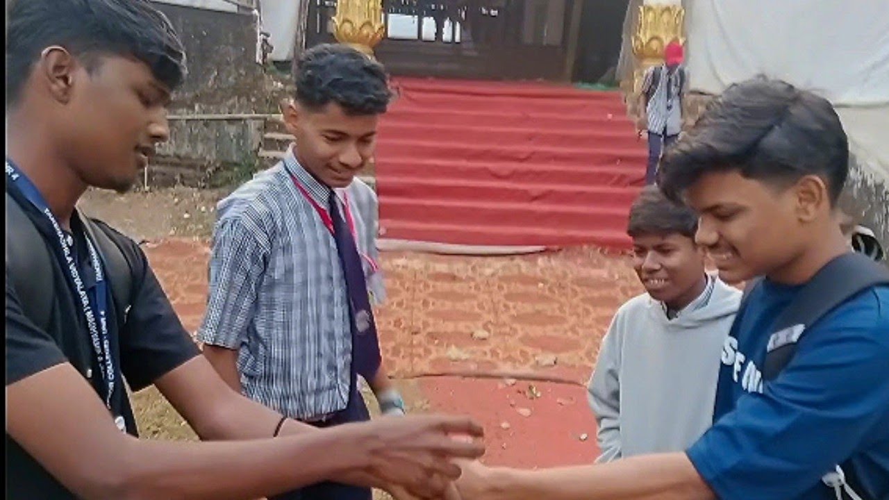 Frends ne thand me 🥶 garam chy hat pe  dall di 😱😳