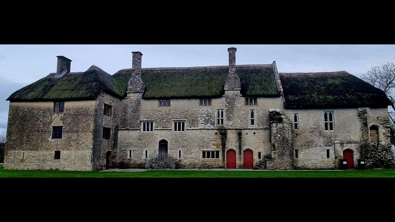 A Tour of Woodsford Castle and a reading about the history of the property