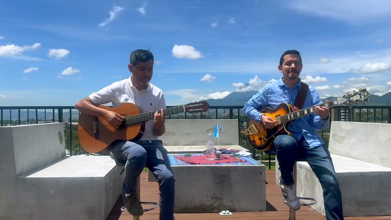Noche de Luna entre Ruinas, Guitar Brothers