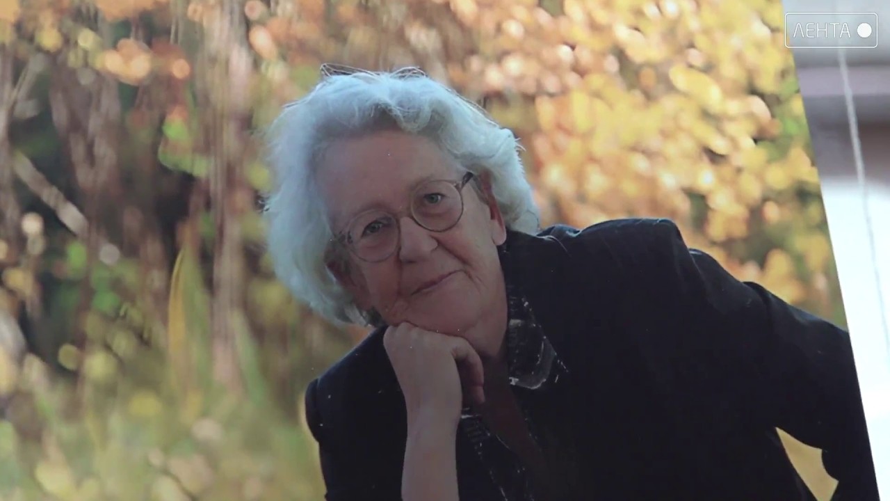 «Всё, что я давно забыть хотела, тихо переплавилось в стихи»