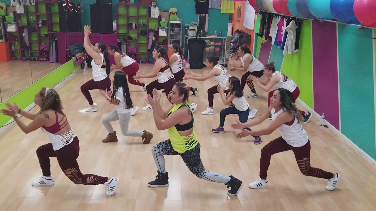 Zumba HOLLY DOLLY-DOLLY SONG #GK5X_FITNESS_PROGRAM