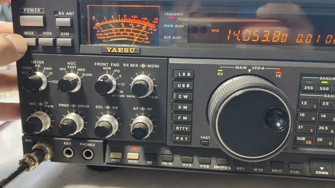 Yaesu FT 1000, O millone, o 1000-D? Stadio finale.