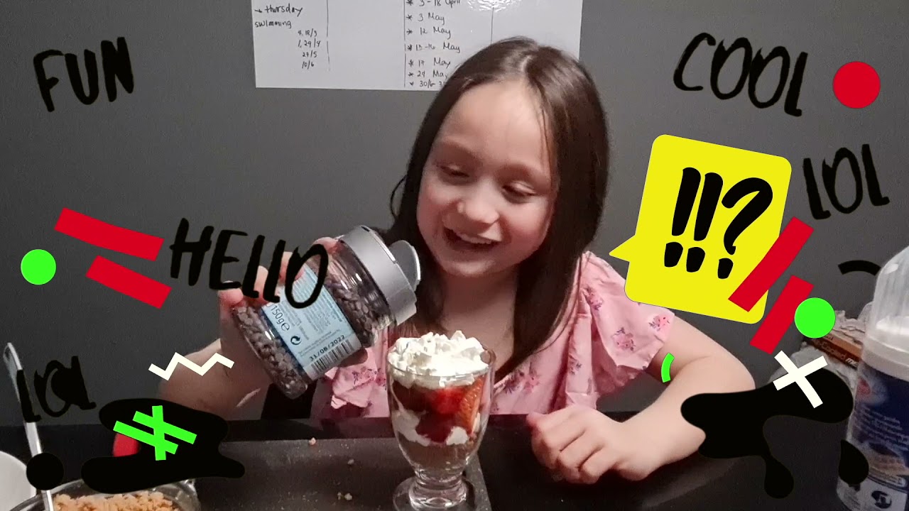 Speculoos and strawberry dessert:simple and delicious…Kids version..