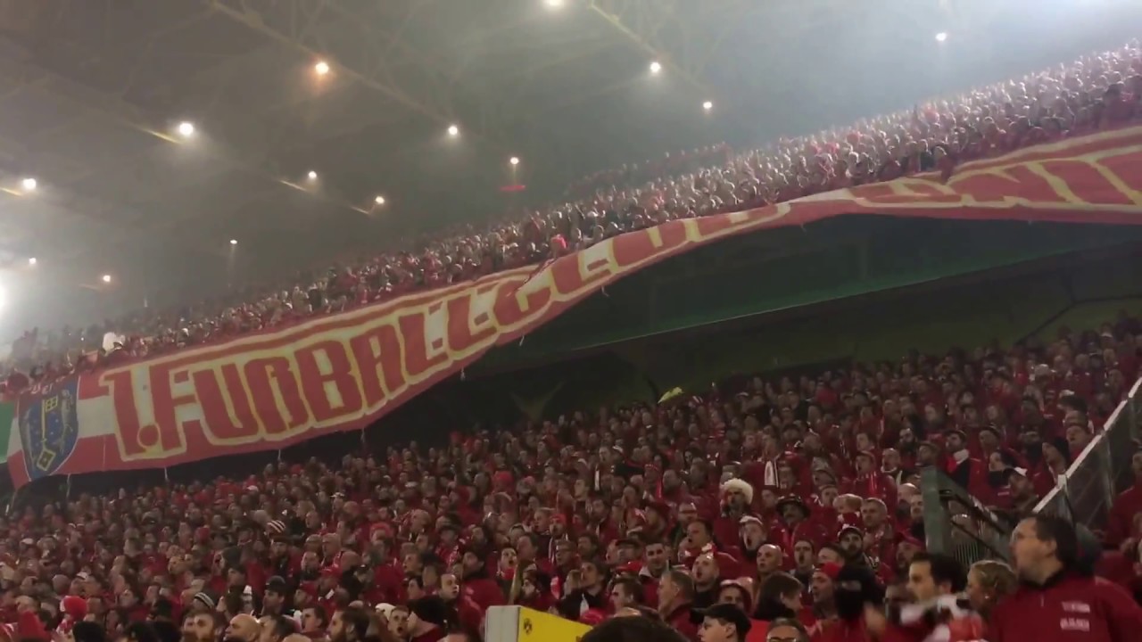 Dortmund vs Union Berlin / Stimmung G&auml;steblock / DFB Pokal / 2. Runde
