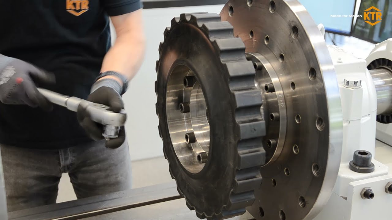 Step by step assembly of highly flexible flange coupling SINULASTIC® A | KTR Systems