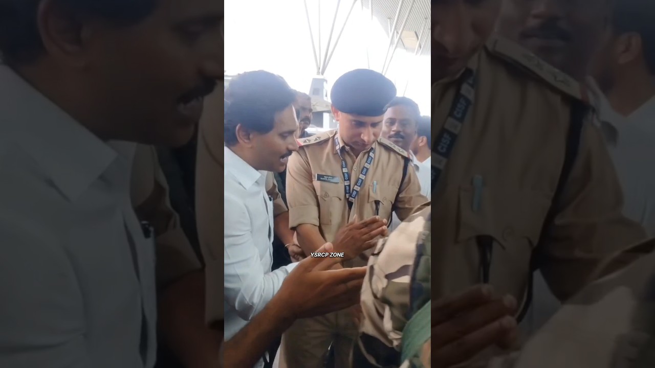 YS Jagan Mohan Reddy Entry Visuals Into The Airport With High Security 😱💥🙌 | #trending #viral #ysrcp