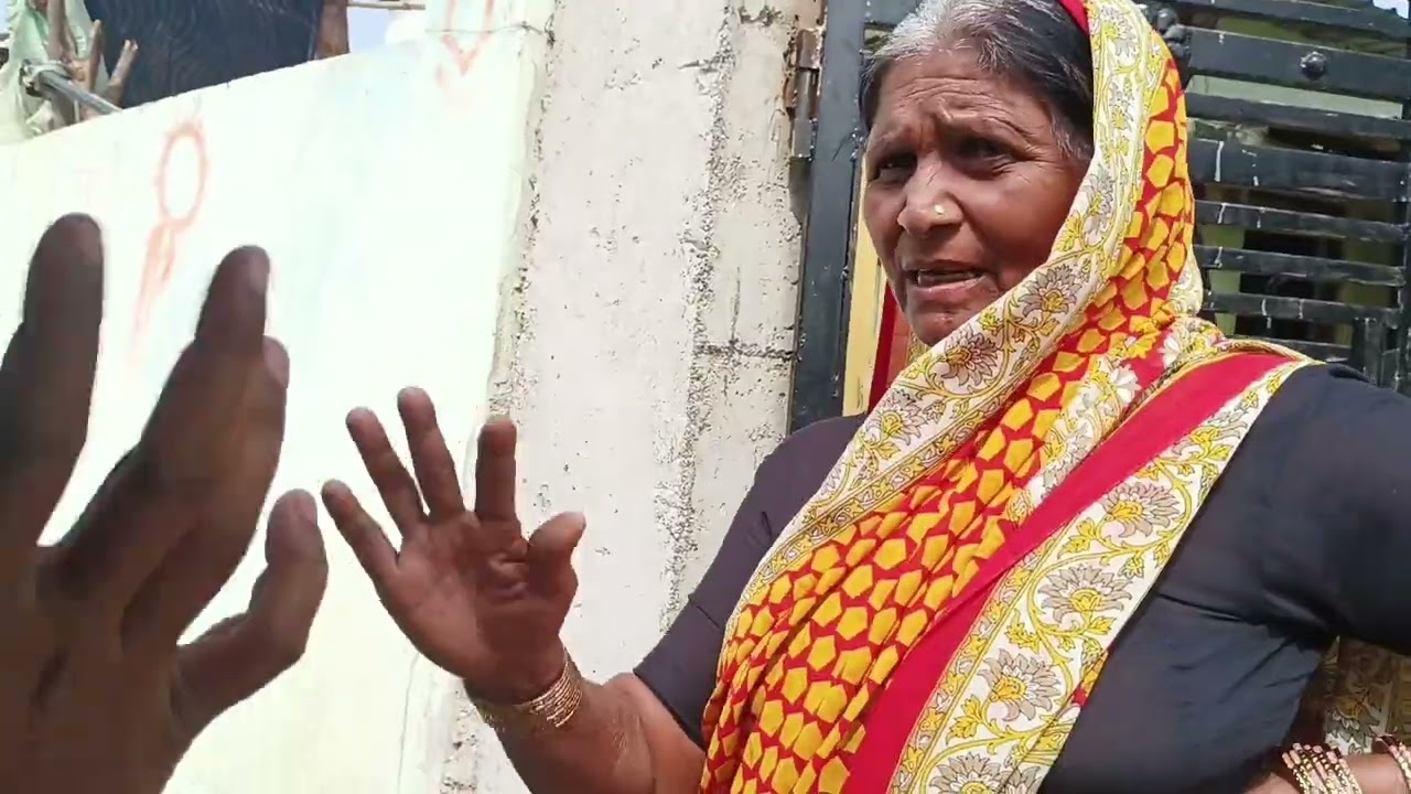 आज आम्ही गेला बघा आईच्या घरी 