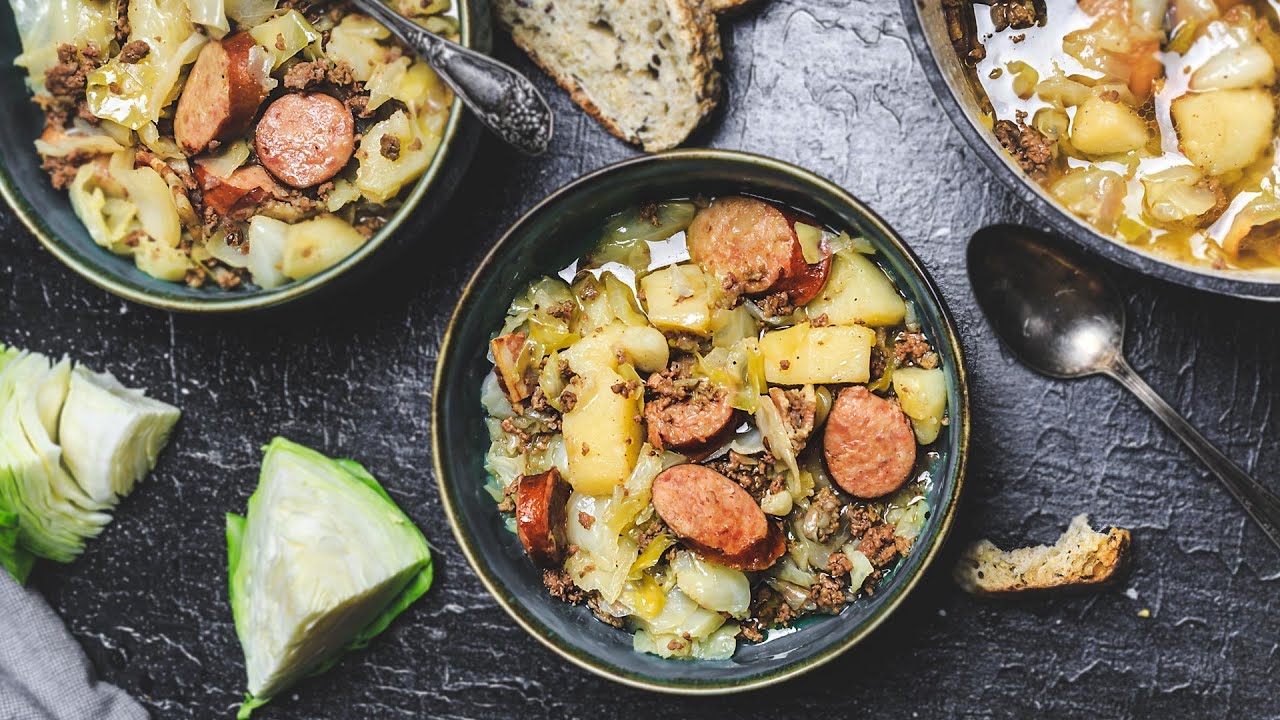 German Hunter Cabbage Stew - Jägerkohl