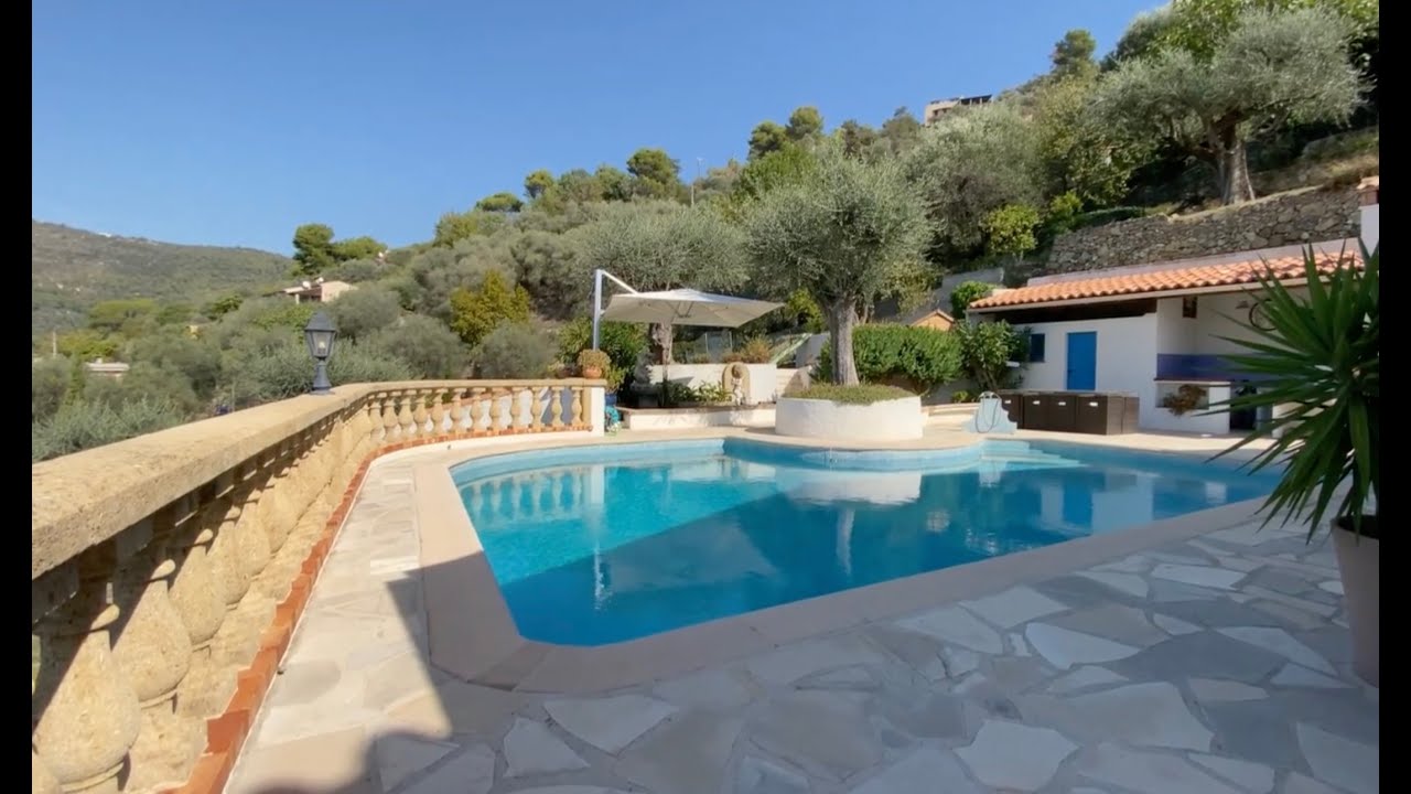 Superbe Maison Aux Murs en Pierre à 20mn de Nice