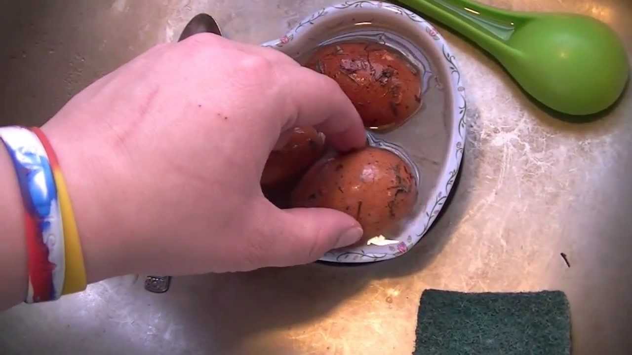 Prepping Dirty Hatching Eggs for Your Incubator!