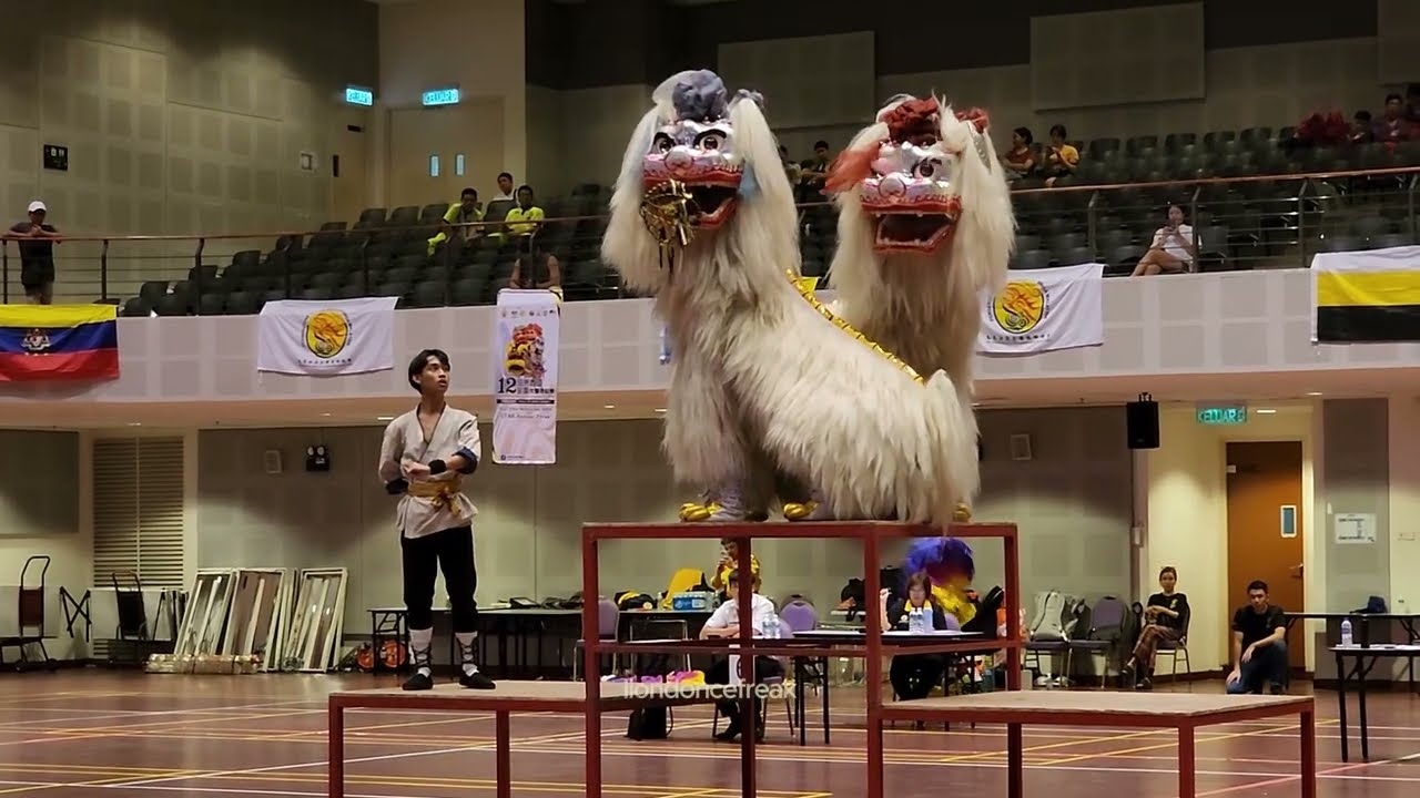 冠軍 CHAMPION -  柔佛新山金獅體育會A隊 Johor Golden Lion A -  自選北獅 Northern Lion - 12th National Championship