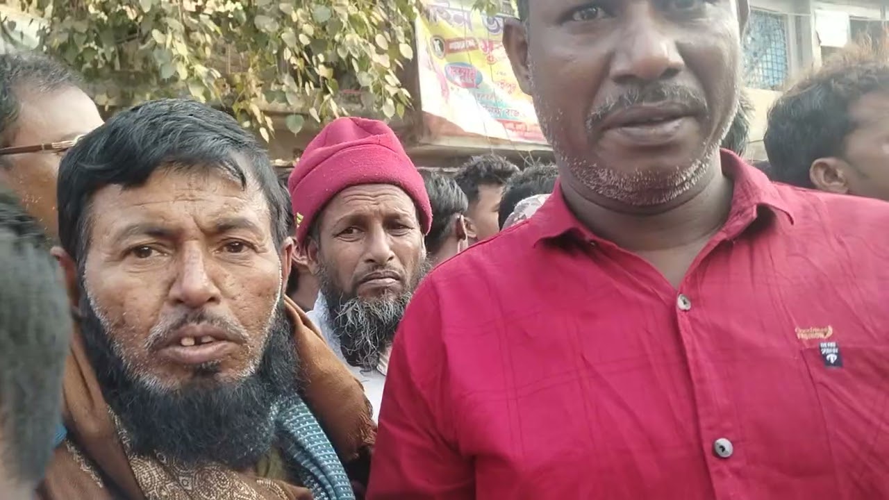 ঘটিহারানে নদীকে পুড়িয়ে দিচ্ছে এবং মারছে ঝাটার বাড়ি দেখাও। ২৪ তারিখে। 
