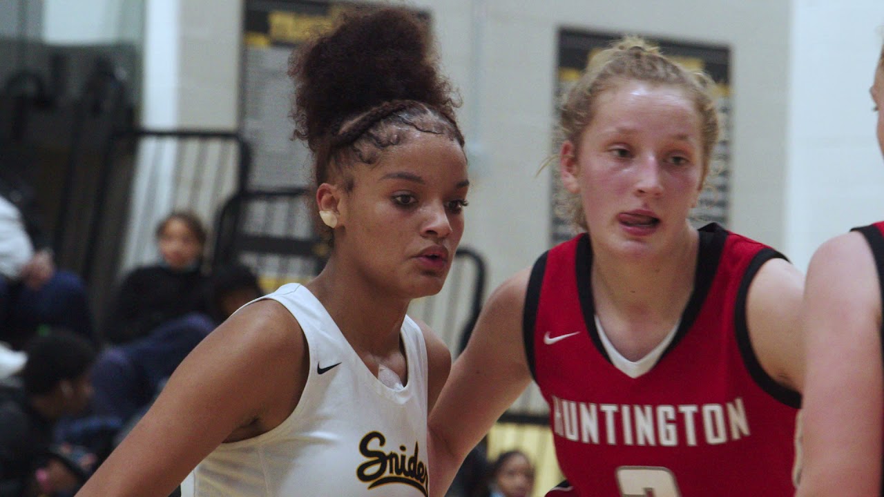 HIGH SCHOOL GIRLS BASKETBALL: CRAZY SHOT AT THE BUZZER: FW SNIDER GIRLS VS HUNTINGTON NORTH: INDIANA