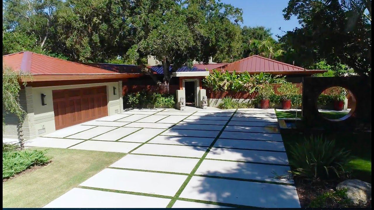 Over The Top... Zen Casual Home! Fort Myers, Florida Real Estate