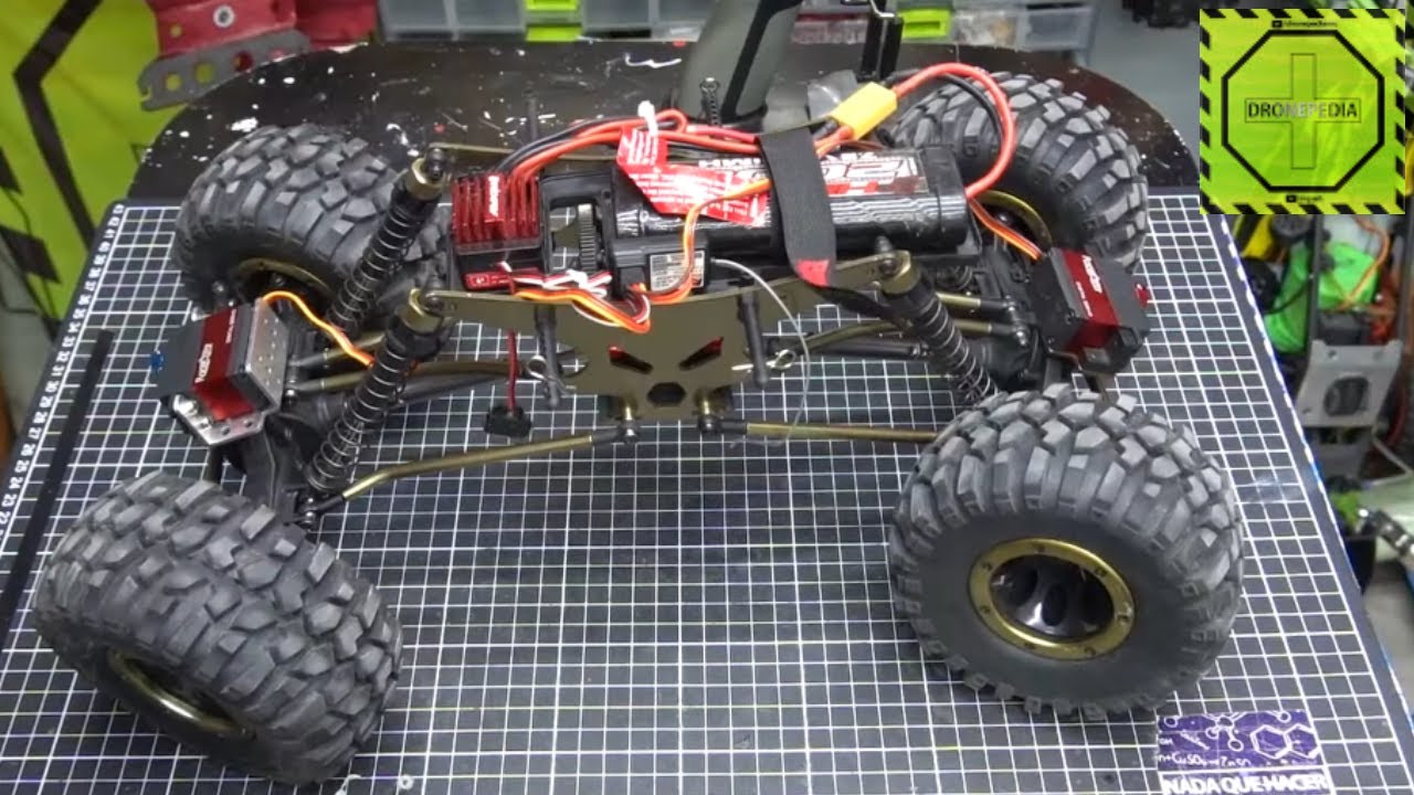 ¿Dirección en las 4 ruedas para un Crawler? Te explico como ponerlo y como funciona | DRONEPEDIA